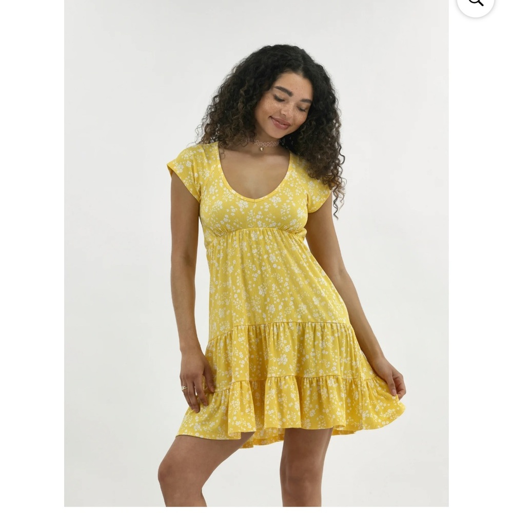 No Boundaries Yellow Floral Babydoll Mini Dress Size Small